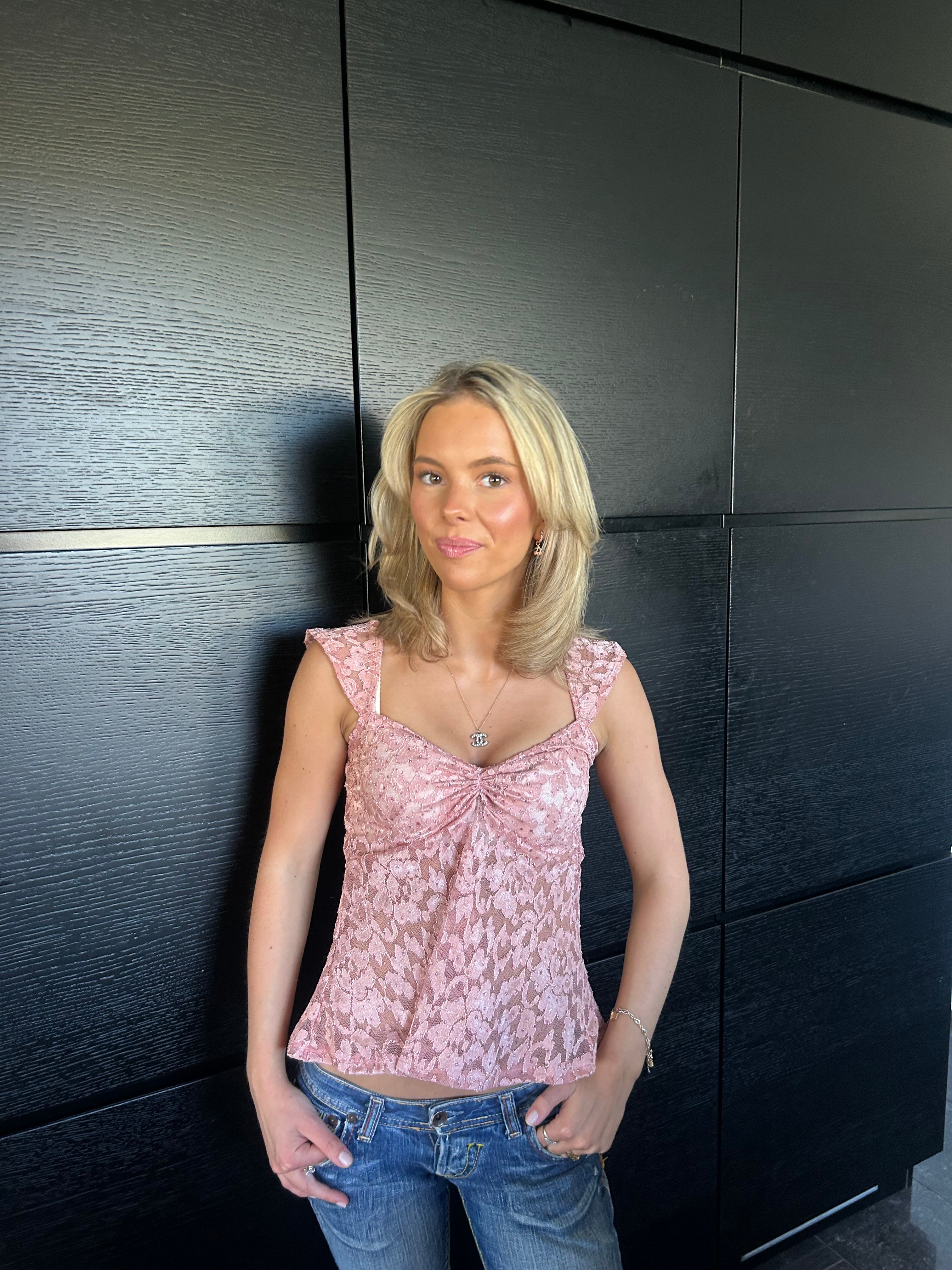 Ea top light pink