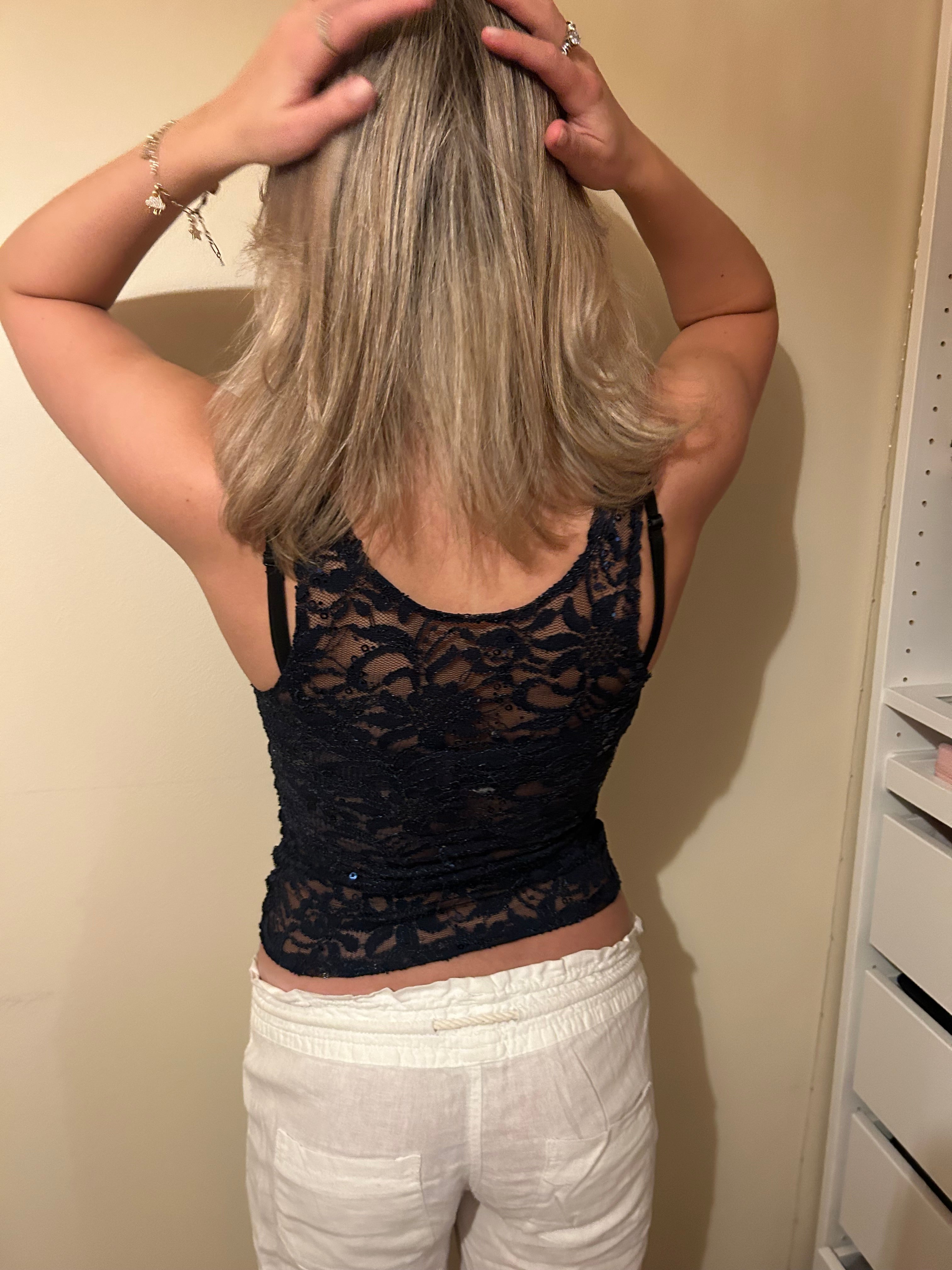 Tale Top